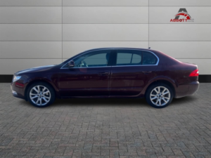 2012 Skoda Superb 2.0 Tdi Se Plus in Red — image 2