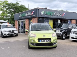 2010 Citroen C3 Picasso 1.6 Hdi Exclusive in Green — image 4