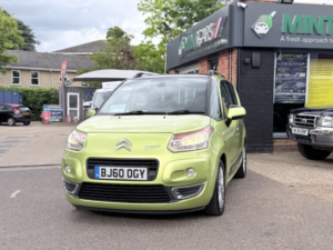 2010 Citroen C3 Picasso 1.6 Hdi Exclusive in Green — image 6