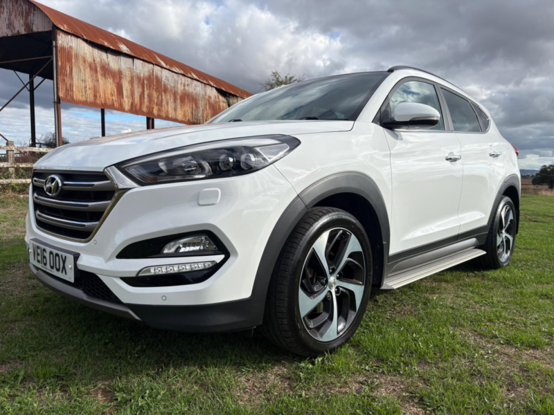 2016 Hyundai Tucson 2.0 Crdi Blue Drive Premium Se Euro 6 (s/s) 5dr in White — image 1