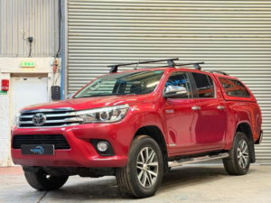 2017 Toyota Hilux 2.4 D-4d Invincible 4WD Euro 6 4dr (tss, 3.5t) in Red — image 6