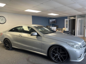 2011 Mercedes-Benz E Class 2.1 E250 Cdi Blueefficiency Sport G-Tronic+ Euro 5 (s/s) 2dr in Silver — image 6