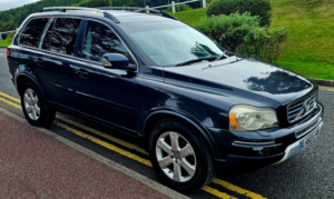 2010 Volvo Xc90 2.4 D5 Se Lux SUV 5dr Diesel Geartronic AWD (224 G/km, 182 Bhp) in Grey — image 3