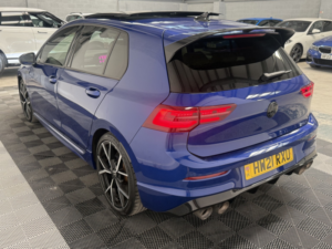 2021 Volkswagen Golf 2.0 Tsi R in Blue — image 4