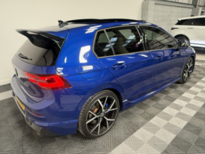 2021 Volkswagen Golf 2.0 Tsi R in Blue — image 6