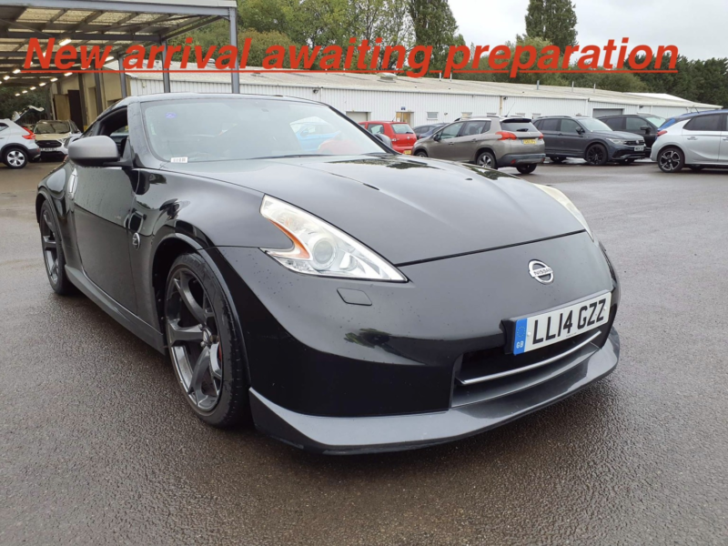 2014 Nissan 370 Z 3.7 V6 Nismo in Black — image 1