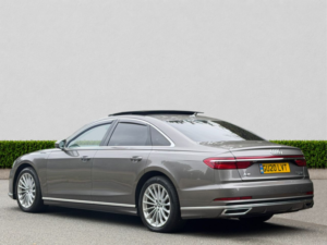 2020 Audi A8 3.0 Tdi V6 50 S Line Saloon 4dr Diesel Tiptronic Quattro Euro 6 (s/s) (286 Ps) in Grey — image 5