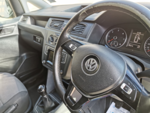 2017 Volkswagen Caddy 2.0 Tdi C20 Bluemotion Tech Startline in White — image 6