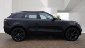 2018 Land Rover Range Rover Velar 2.0 D180 R-Dynamic Se Auto 4WD Euro 6 (s/s) 5dr in Black — image 3