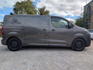 2016 Citroen Dispatch 1.6 Bluehdi 1000 X M Fwd 2 Euro 6 6dr in Grey — image 3
