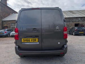 2016 Citroen Dispatch 1.6 Bluehdi 1000 X M Fwd 2 Euro 6 6dr in Grey — image 4