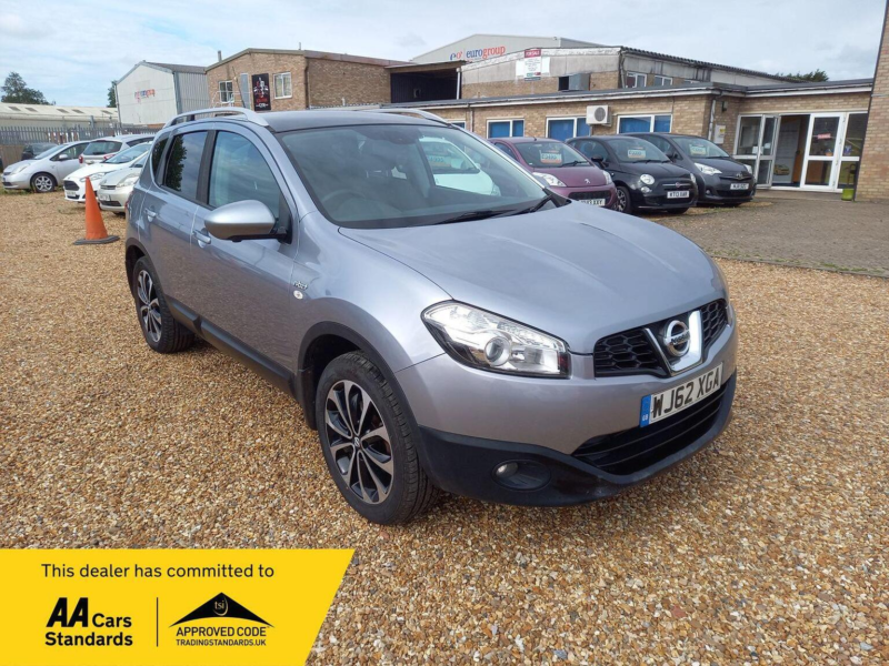 2012 Nissan Qashqai 1.5 Dci N-Tec+ 2WD Euro 5 5dr in Grey — image 1