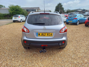 2012 Nissan Qashqai 1.5 Dci N-Tec+ 2WD Euro 5 5dr in Grey — image 6