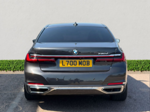 2019 BMW 7 Series 3.0 730d Saloon 4dr Diesel Auto Euro 6 (s/s) (265 Ps) in Grey — image 6