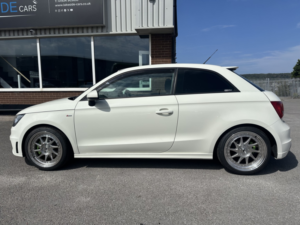 2011 Audi A1 1.4 Tfsi S Line in White — image 5