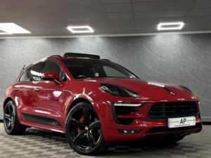 2016 Porsche Macan