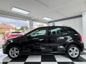 2017 Volkswagen Polo 1.2 Tsi Match Edition DSG Euro 6 (s/s) 5dr in Black — image 4