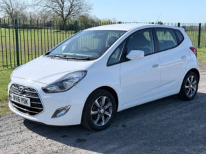 2016 Hyundai Ix20 1.4 Blue Drive Se Euro 6 (s/s) 5dr in White — image 4