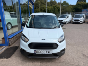 2020 Ford Transit Courier 1.5 Tdci Trend Panel Van 5dr Diesel Manual L1 Euro 6 75 Ps in White — image 2