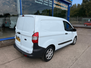 2020 Ford Transit Courier 1.5 Tdci Trend Panel Van 5dr Diesel Manual L1 Euro 6 75 Ps in White — image 6