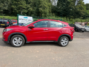 2016 Honda Hr-V 1.6 I-Dtec S SUV 5dr Diesel Manual Euro 6 (s/s) (120 Ps) in Red — image 3