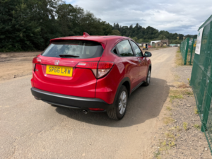 2016 Honda Hr-V 1.6 I-Dtec S SUV 5dr Diesel Manual Euro 6 (s/s) (120 Ps) in Red — image 6