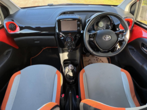 2015 Toyota Aygo 1.0 Vvt-I X-Cite Euro 5 5dr Euro 5 in Orange — image 2