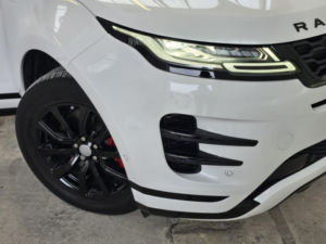 2021 Land Rover Range Rover Evoque 1.5 P300e 12.2kwh Autobiography in White — image 6