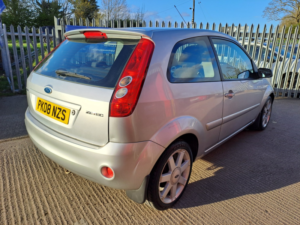 2008 Ford Fiesta 1.3 Zetec Blue Edition in Silver — image 5