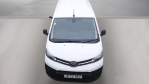 2022 Toyota Proace 2.0 D Icon in White — image 4