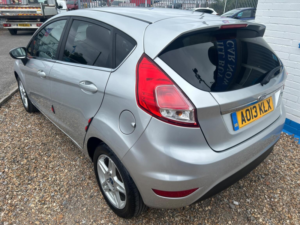 2013 Ford Fiesta 1.25 Zetec Euro 5 5dr in Silver — image 3