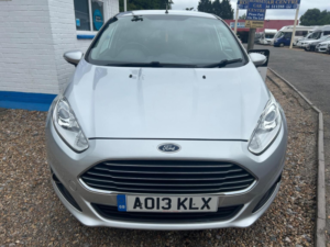 2013 Ford Fiesta 1.25 Zetec Euro 5 5dr in Silver — image 6