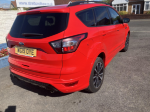 2019 Ford Kuga 1.5 T Ecoboost St-Line in Red — image 2