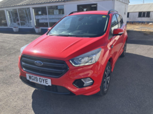 2019 Ford Kuga 1.5 T Ecoboost St-Line in Red — image 6