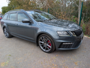2019 Skoda Octavia 2.0 Tsi Vrs in Grey — image 2