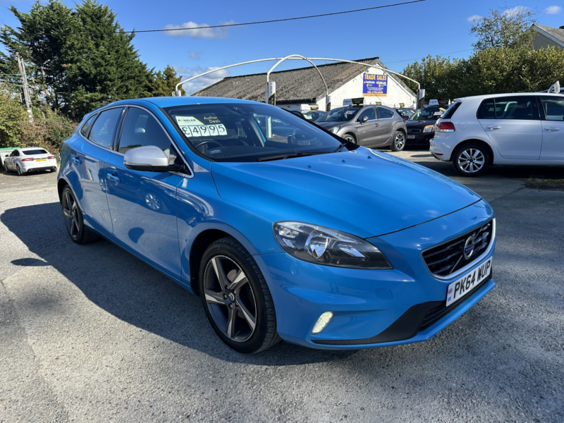 2014 Volvo V40 1.6 R-Design D2 (115hp) in Blue — image 1