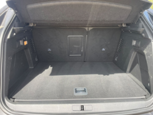2021 Peugeot 3008 1.6 13.2kwh Allure in Grey — image 5