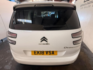 2018 Citroen Grand C4 Spacetourer 1.6 Bluehdi Feel Eat6 Euro 6 (s/s) 5dr in White — image 6