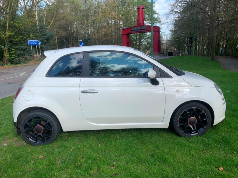 2012 Fiat 500 Twinair Plus in White — image 1