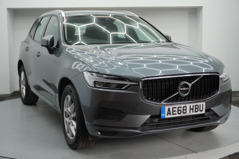 2018 Volvo Xc60 2.0 D4 Momentum Auto AWD Euro 6 (s/s) 5dr in Grey — image 1