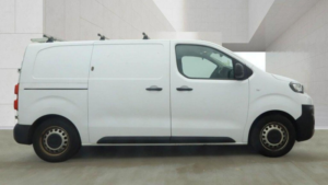 2022 Peugeot Expert 1.5 Bluehdi 1000 Professional Premium Standard Panel Van Mwb Euro 6 (s/s) 6dr in White — image 5