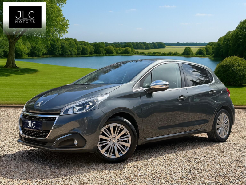 2017 Peugeot 208 1.2 Puretech Allure Euro 6 5dr in Grey — image 1