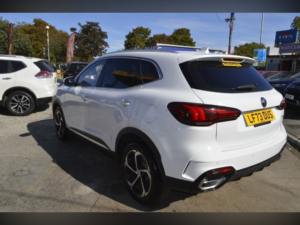 2023 MG MG Hs 1.5 T-Gdi Se in White — image 4
