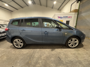 2014 Vauxhall Zafira Tourer 1.4 T 16v Sri in Blue — image 4