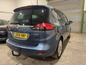 2014 Vauxhall Zafira Tourer 1.4 T 16v Sri in Blue — image 6
