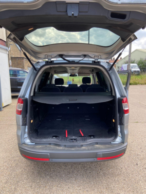2013 Ford Galaxy 2.2 Tdci Titanium in Silver — image 5