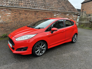 2017 Ford Fiesta 1.0 T Ecoboost St-Line in Red — image 5