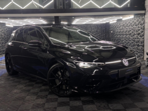 2025 Volkswagen Golf 2.0 Tsi R Black Edition DSG 4motion Euro 6 (s/s) 5dr in Black — image 4
