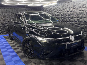 2025 Volkswagen Golf 2.0 Tsi R Black Edition DSG 4motion Euro 6 (s/s) 5dr in Black — image 5