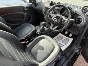 2016 Smart Fortwo 1.0 Edition Black in Black — image 3